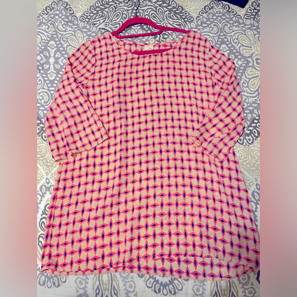 Women’s loose blouse